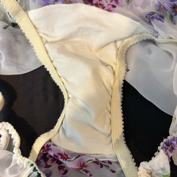 Victoria’s Secret Purple Floral Sheer Babydoll with Matching Panties Sz M - Picture 9 of 11